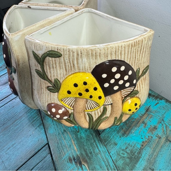 Mushroom Canister Arnels Vintage 70s Divided Canister Missing One Canister & Lid - Picture 6 of 14